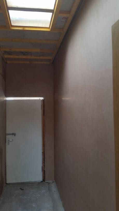 Plastering picture comp