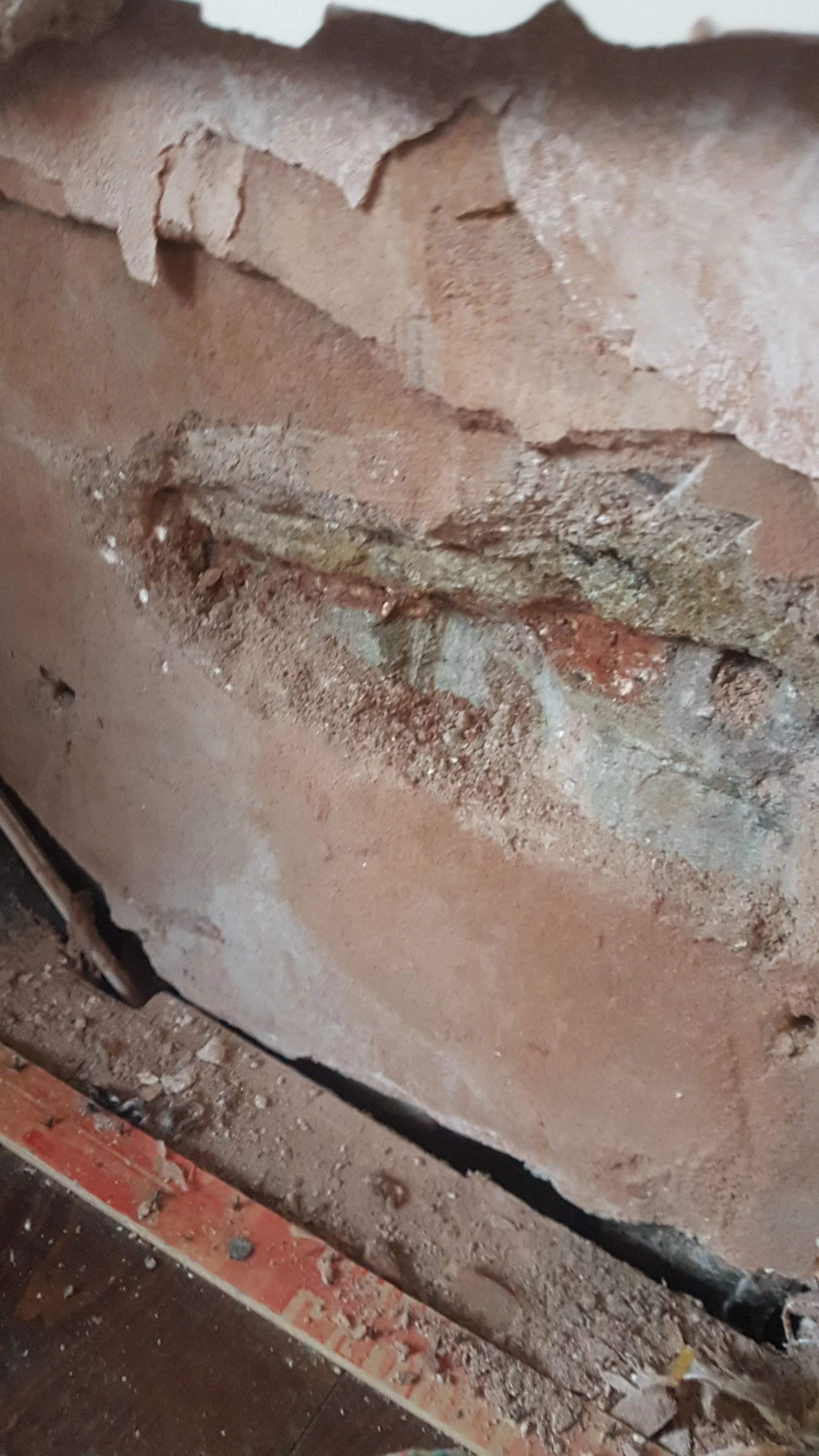 Dealing with blow plaster walls