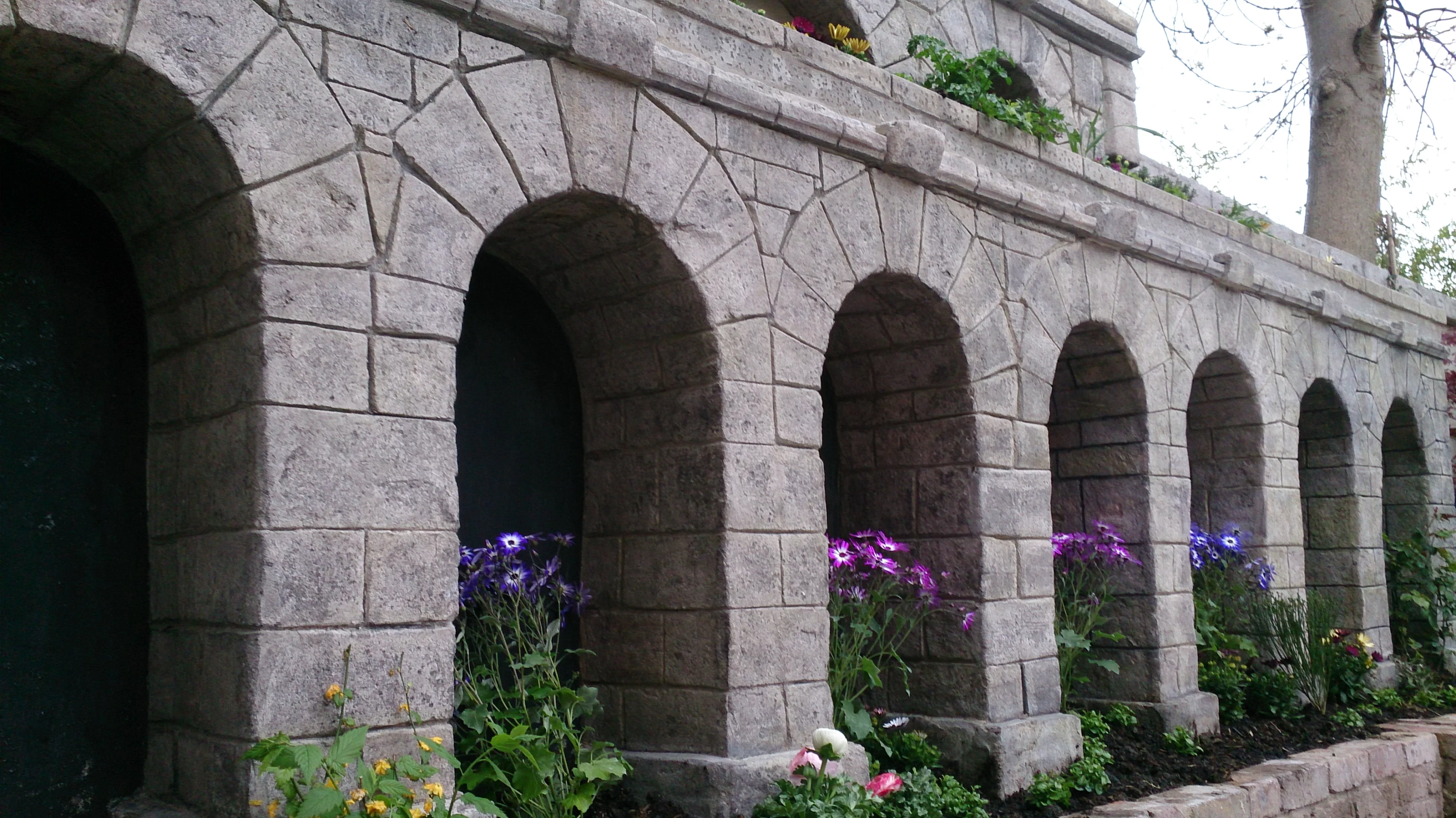 Wallcrete terraced flower beds