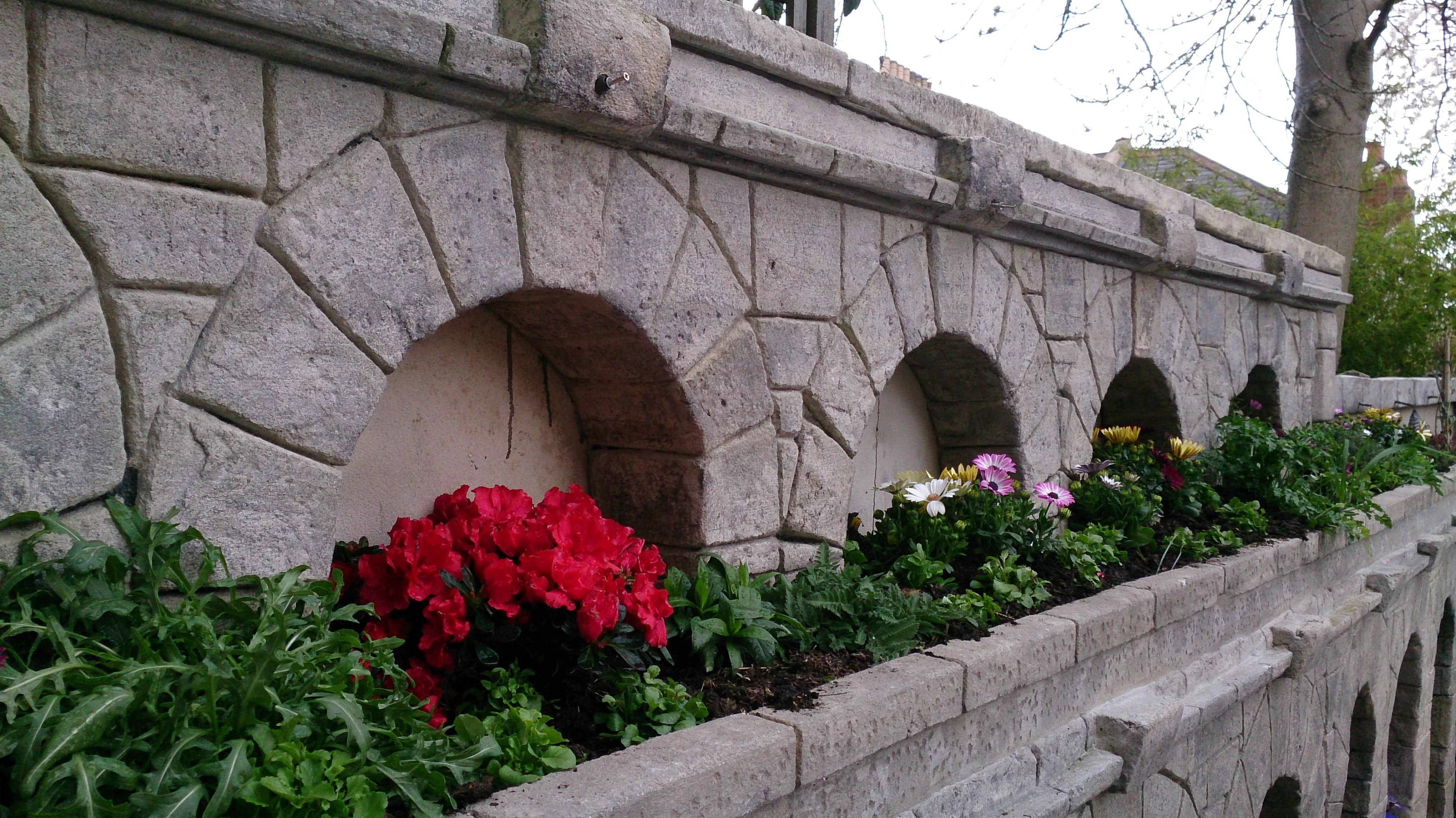 Wallcrete terraced flower beds