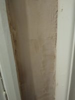 Is it normal to not plaster around doorways?