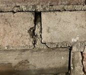 How to handle wooden lintel